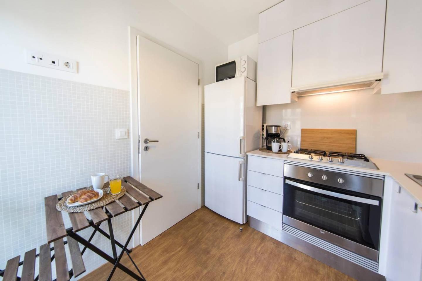Comfortable Apartment In Campo Pequeno Lisbon Exterior photo